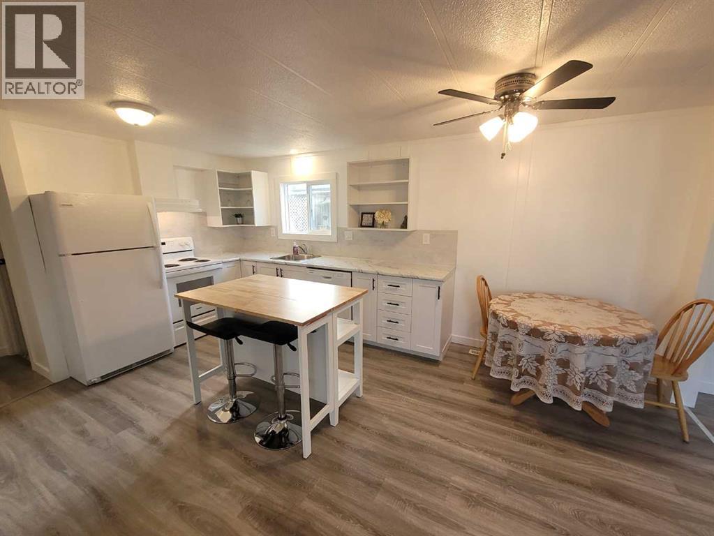 Unit 27, 4402 48 Avenue, Sylvan Lake, Alberta  T4S 1N7 - Photo 5 - A2275935