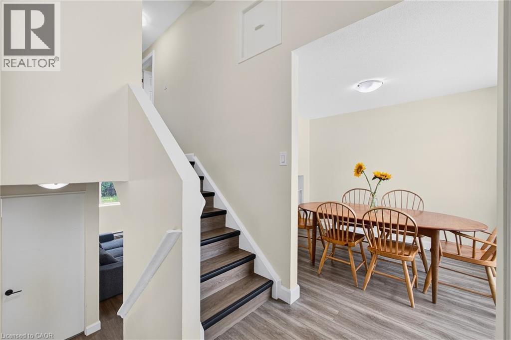 720 Parkview Crescent, Cambridge, Ontario  N3H 4X9 - Photo 9 - 40797869