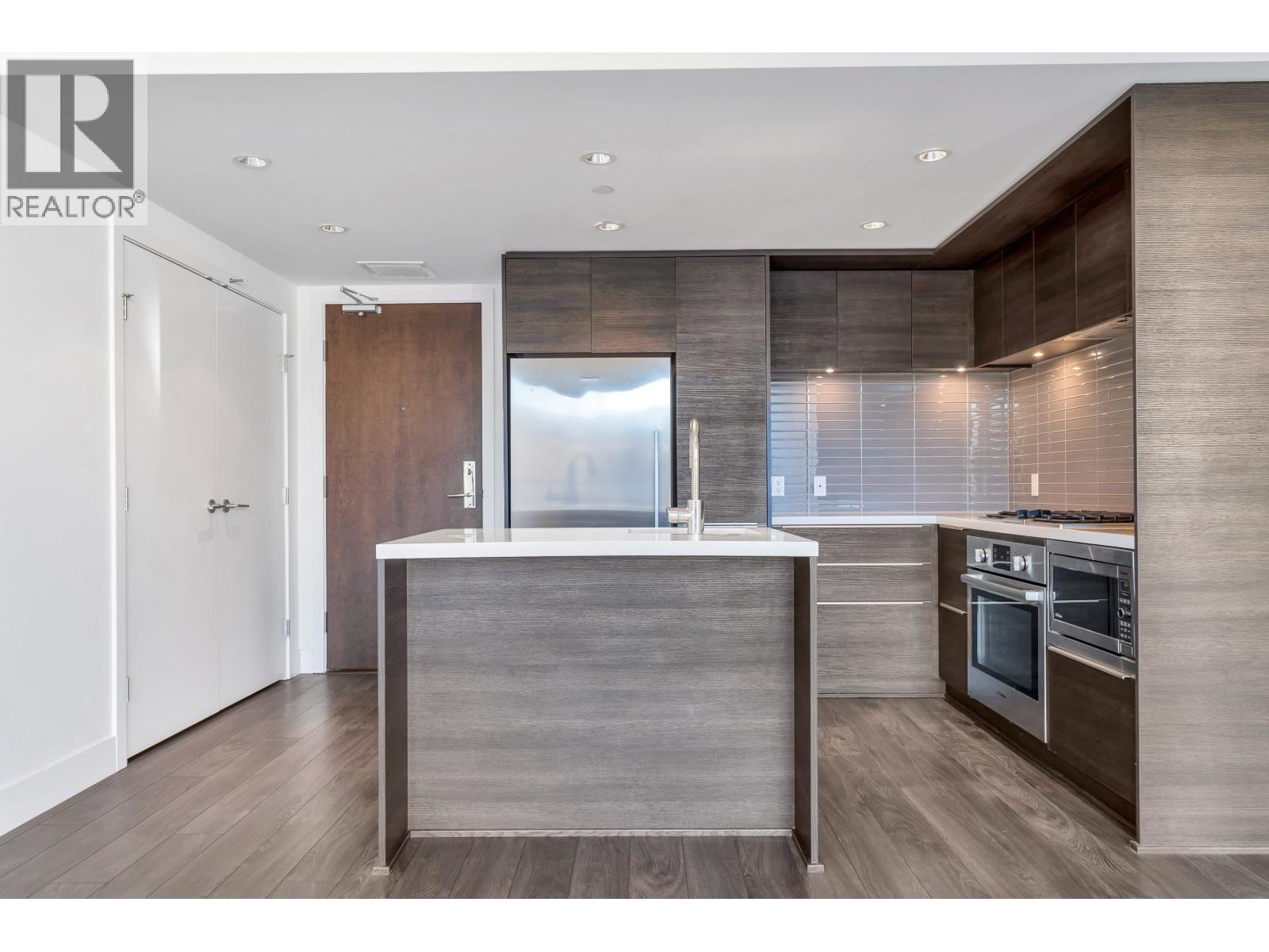 601 1550 Fern Street, North Vancouver, British Columbia  V7J 0A9 - Photo 7 - R3081218