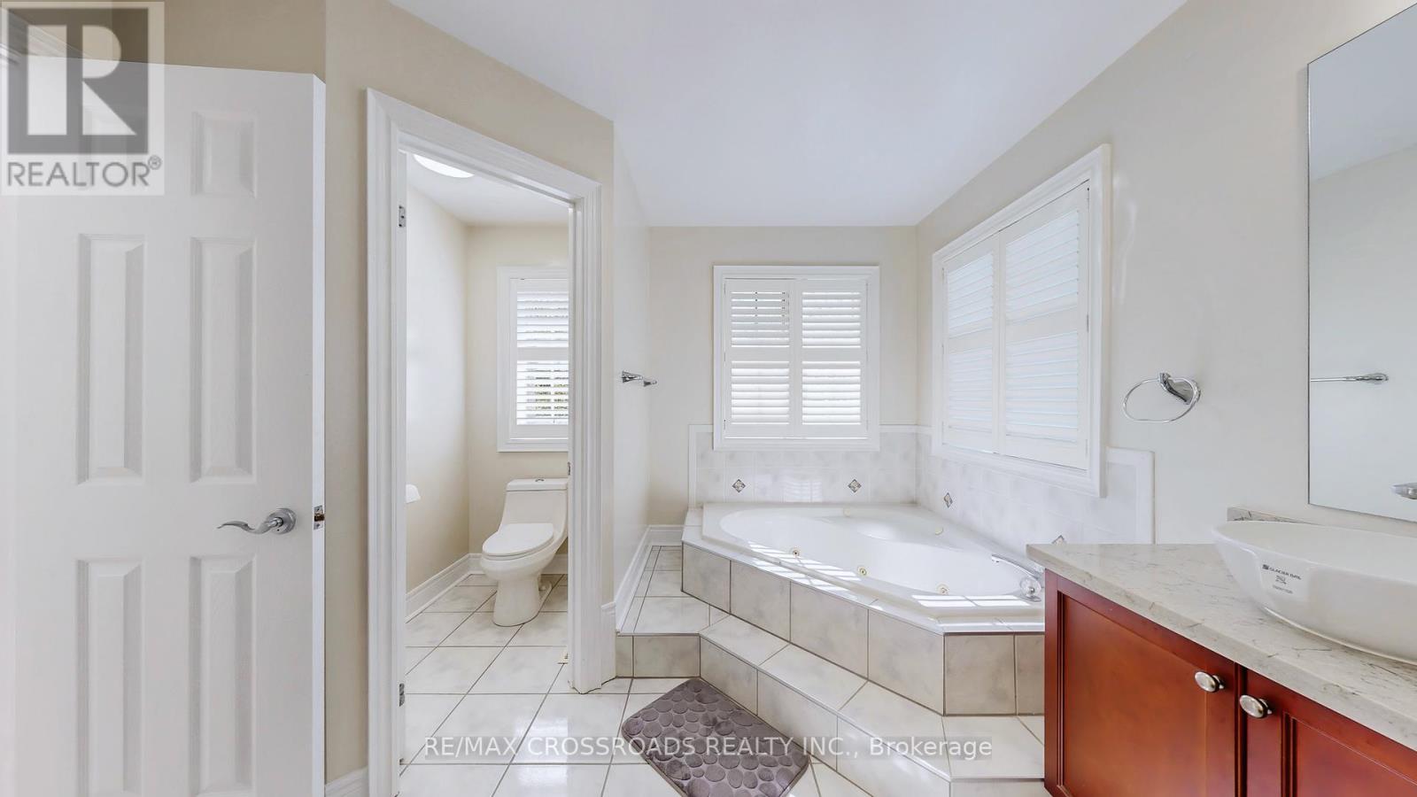 8 Roberson Drive, Ajax, Ontario  L1T 3Y6 - Photo 27 - E12712092