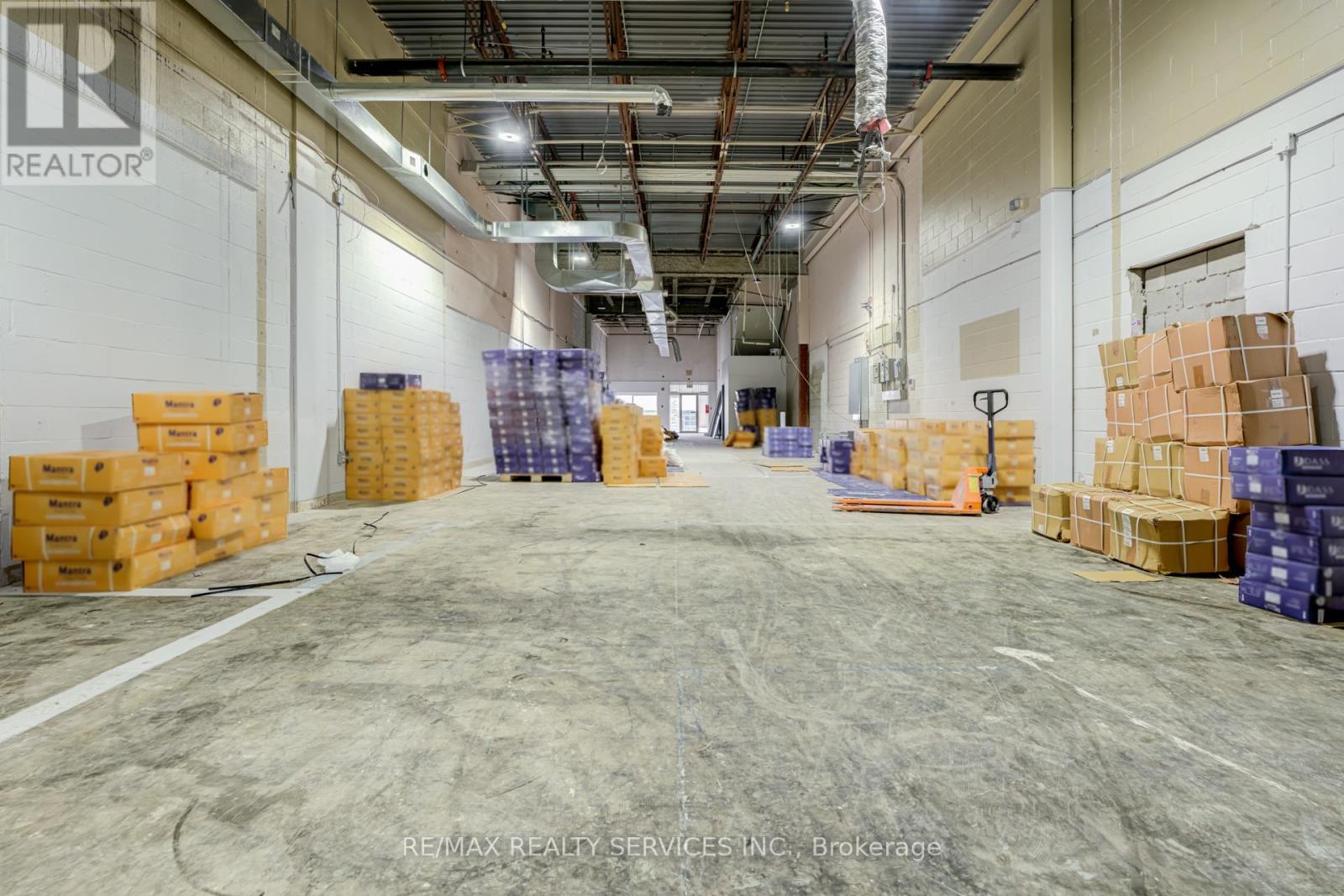 8 - 6660 Kennedy Road, Mississauga, Ontario L5T 2M9 - Photo 6 - W12710984