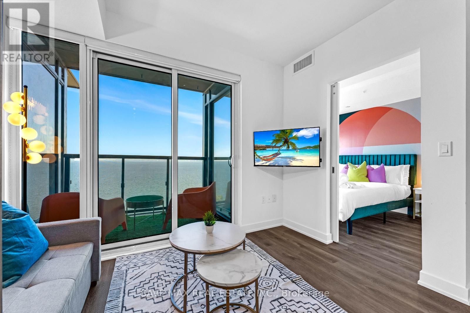 1406 - 370 Martha Street, Burlington, Ontario  L7R 0G9 - Photo 8 - W12713286