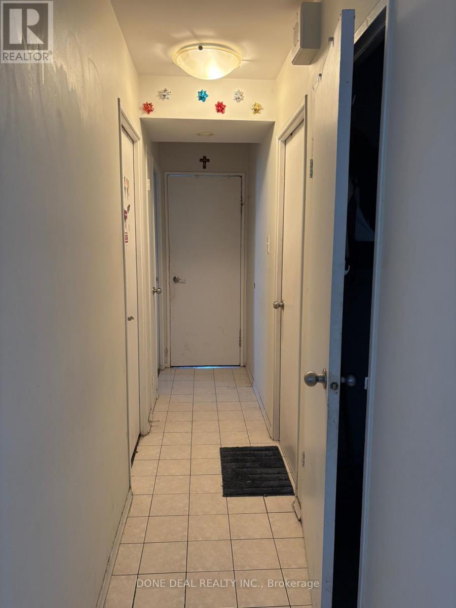 1608 - 10 MARTHA EATON WAY, Toronto, Ontario