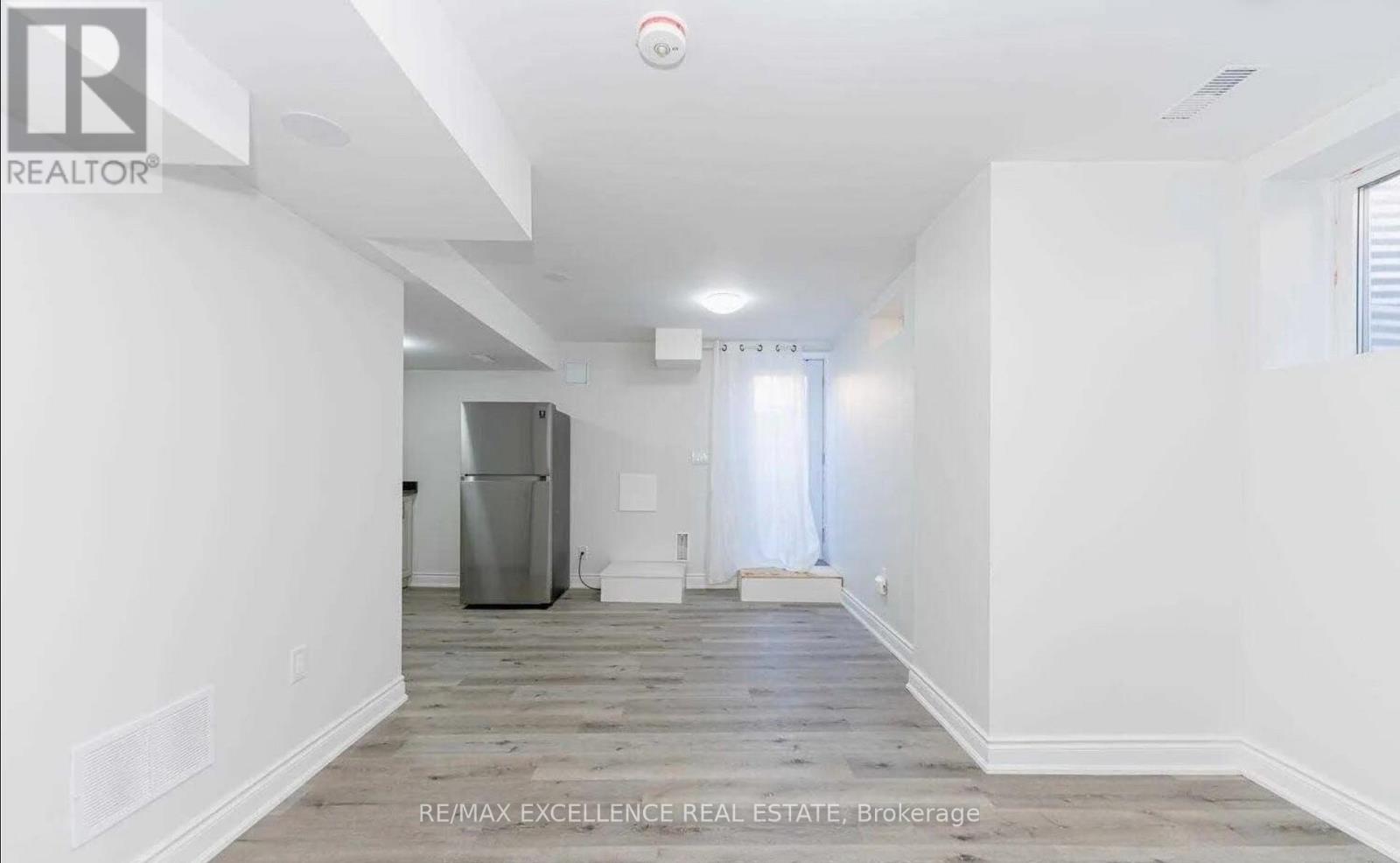 117 Richwood Crescent, Brampton, Ontario  L6X 4N3 - Photo 7 - W12713310