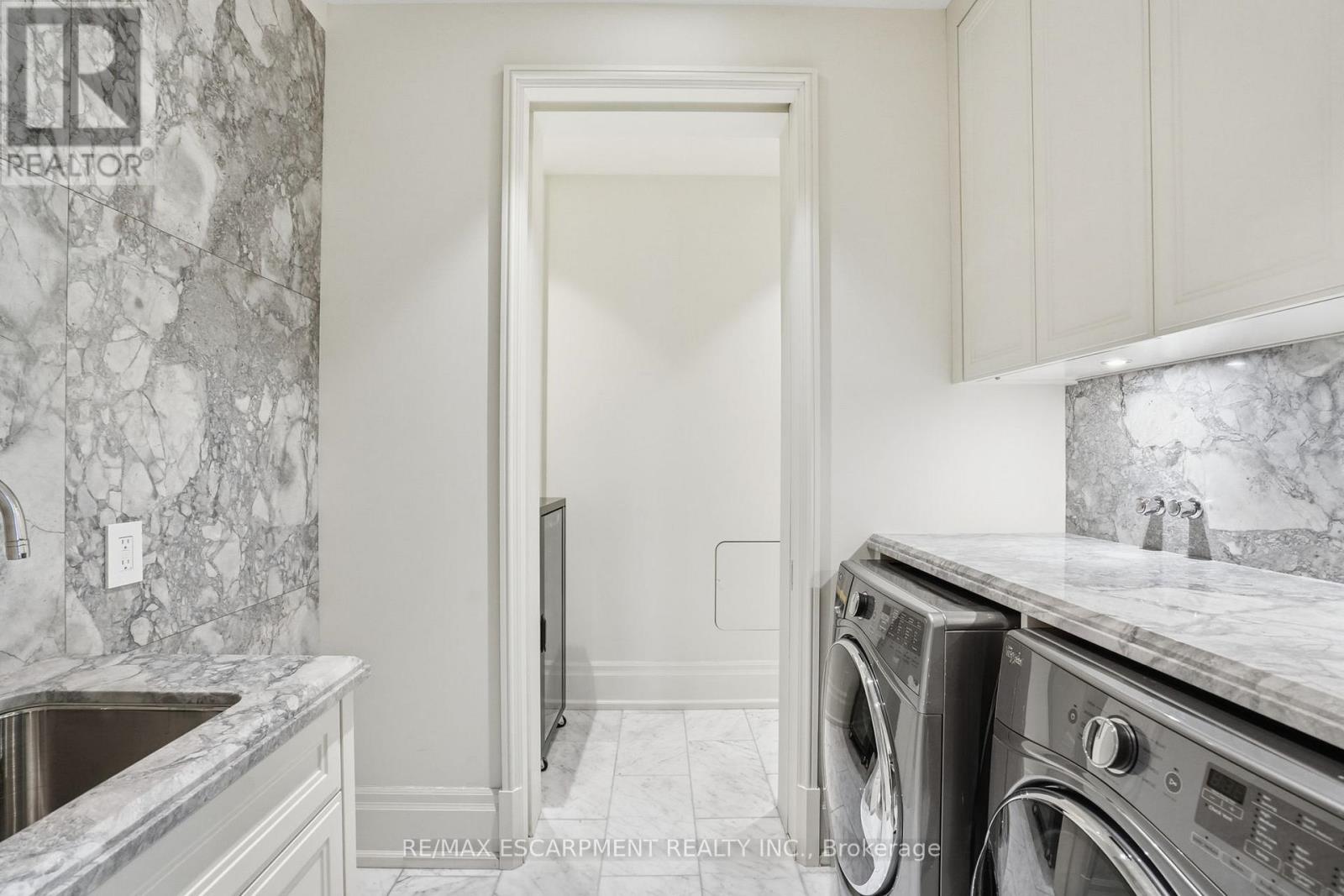 312 - 300 Randall Street, Oakville, Ontario  L6J 0G2 - Photo 15 - W12713312