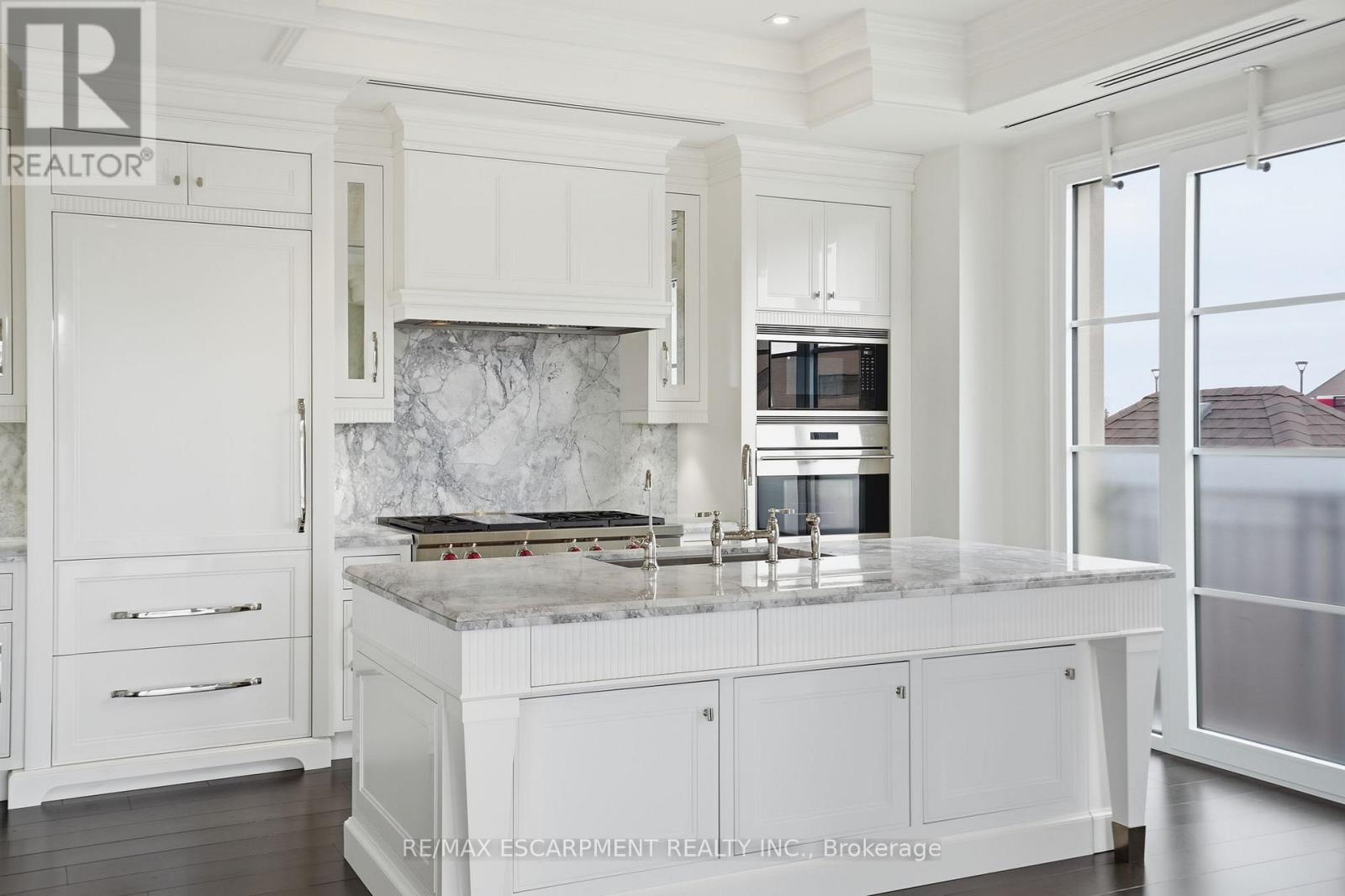 312 - 300 Randall Street, Oakville, Ontario  L6J 0G2 - Photo 48 - W12713312