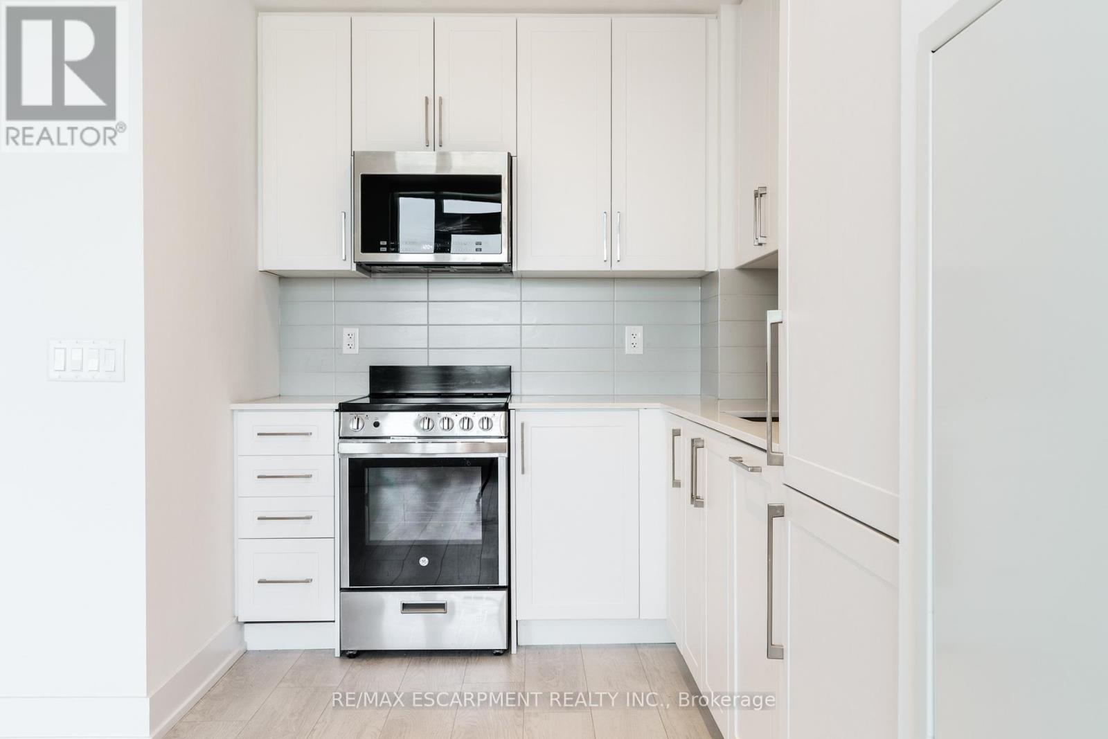 614 - 2450 Old Bronte Road, Oakville, Ontario  L6M 4J2 - Photo 12 - W12713340