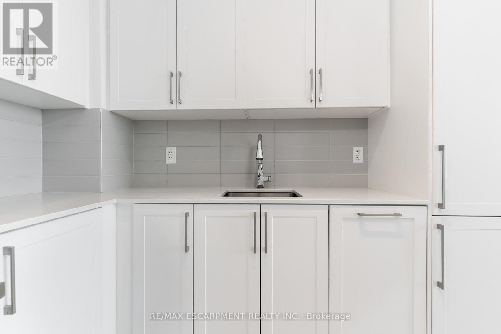 614 - 2450 Old Bronte Road, Oakville, Ontario  L6M 4J2 - Photo 13 - W12713340