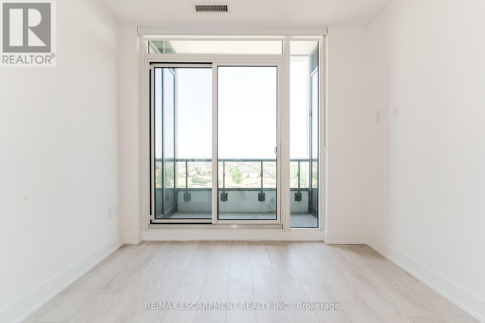 614 - 2450 Old Bronte Road, Oakville, Ontario  L6M 4J2 - Photo 17 - W12713340