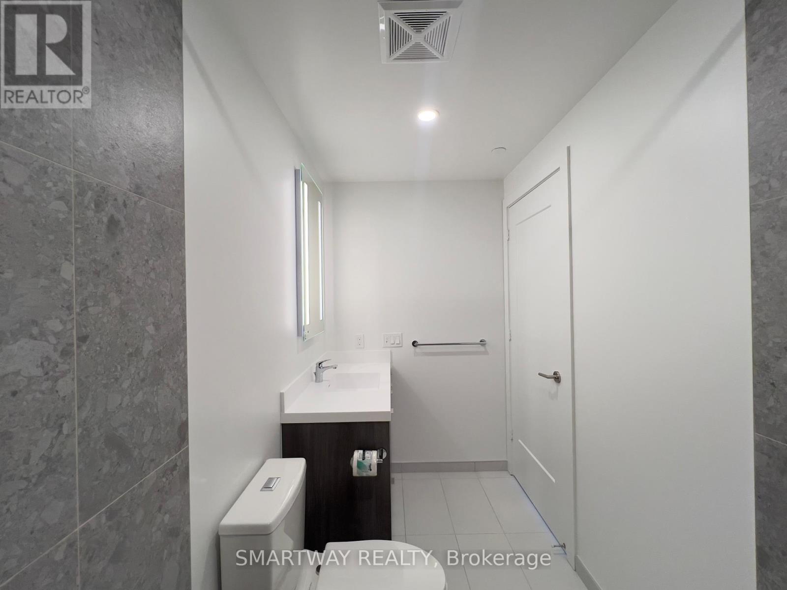 1312 - 60 Central Park Roadway, Toronto, Ontario  M9A 0E6 - Photo 21 - W12713348