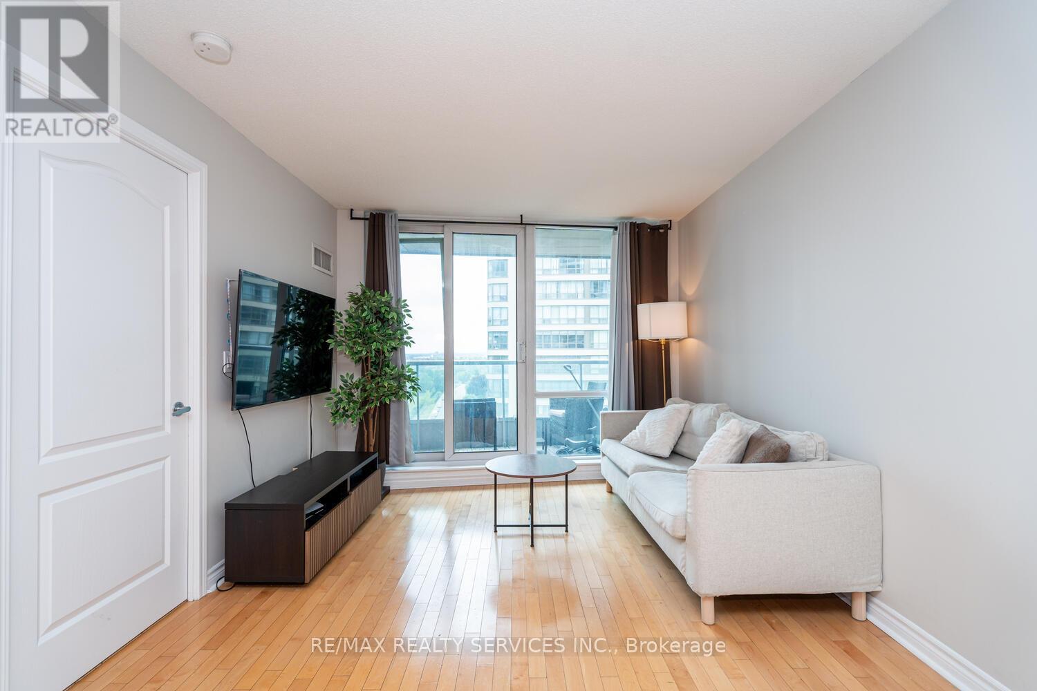 1403 - 33 Elm Drive, Mississauga, Ontario  L5B 4M2 - Photo 18 - W12713372