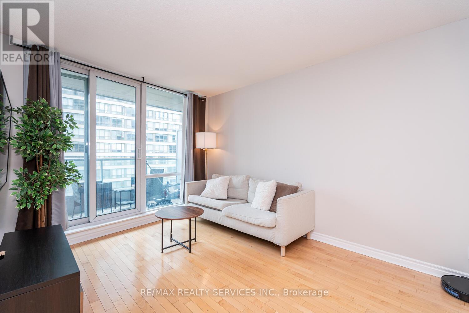 1403 - 33 Elm Drive, Mississauga, Ontario  L5B 4M2 - Photo 20 - W12713372