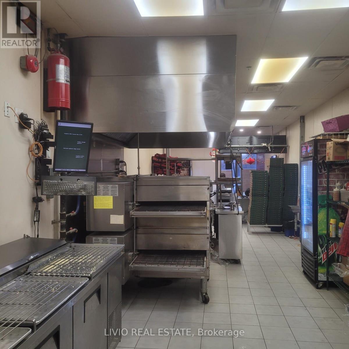 6 - 11 Westmore Drive, Toronto, Ontario  M9V 3Y6 - Photo 2 - W12713388