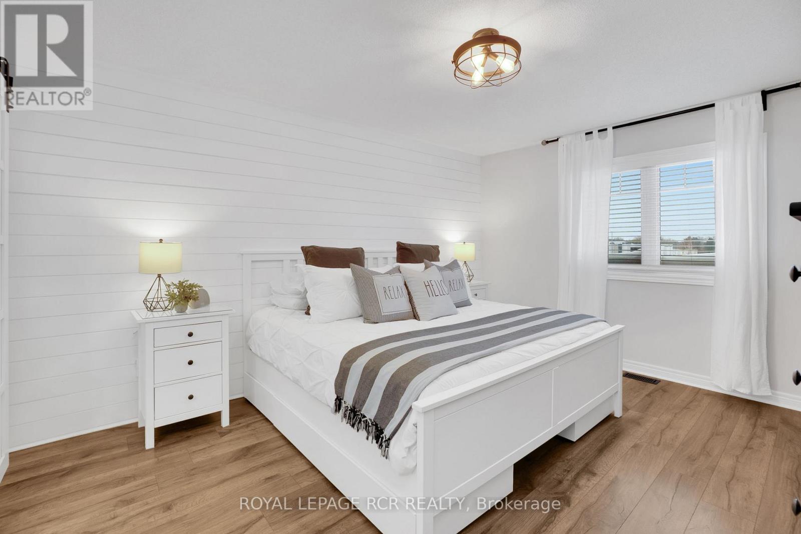 8 Mcelroy Court, Caledon, Ontario  L7C 3X2 - Photo 16 - W12713458