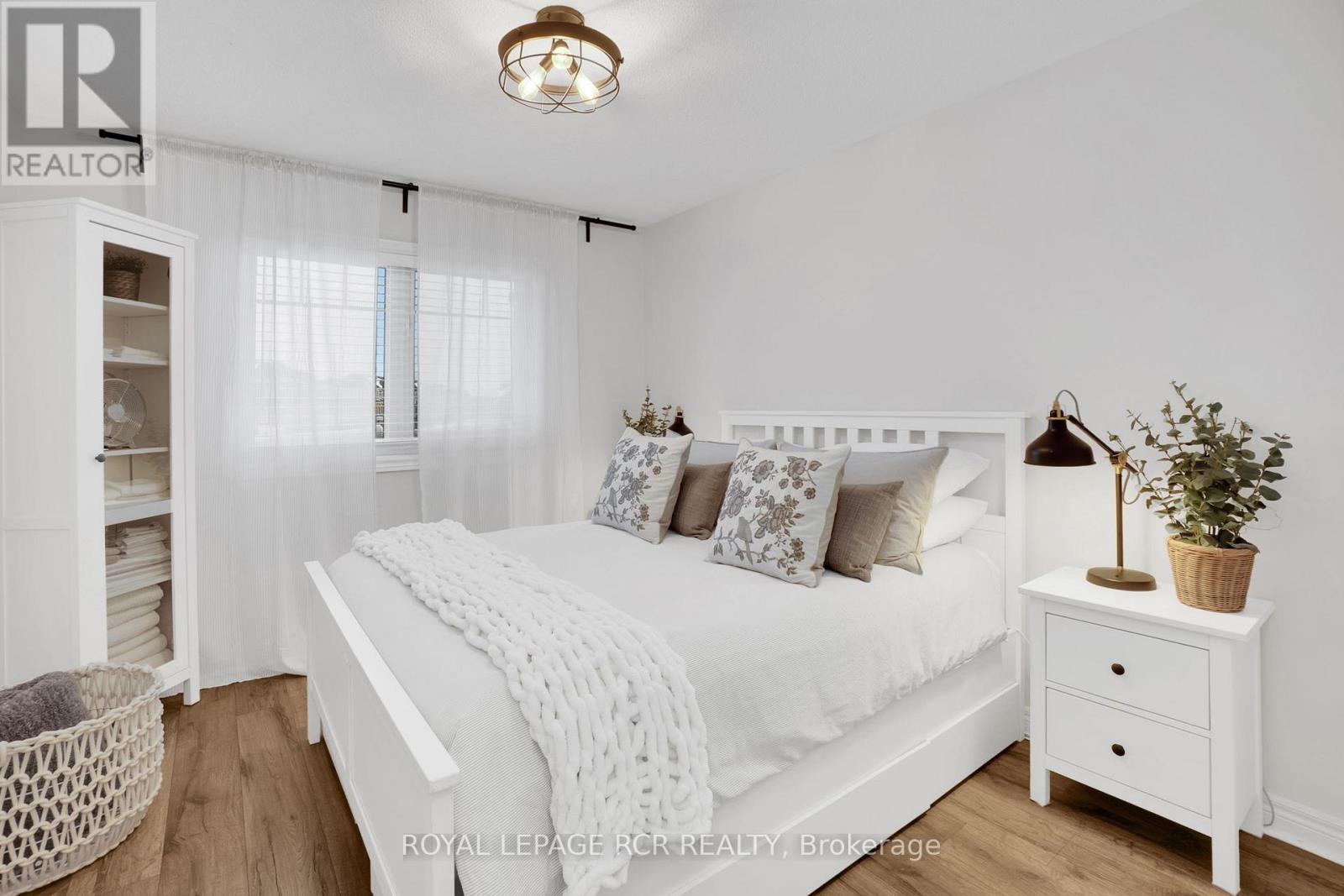 8 Mcelroy Court, Caledon, Ontario  L7C 3X2 - Photo 21 - W12713458