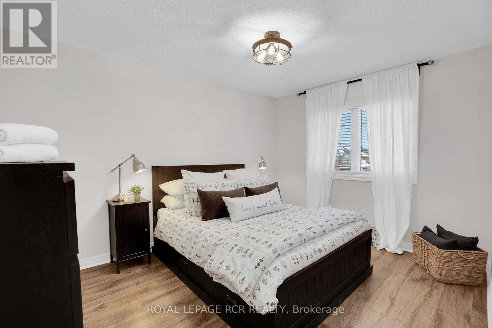 8 Mcelroy Court, Caledon, Ontario  L7C 3X2 - Photo 22 - W12713458