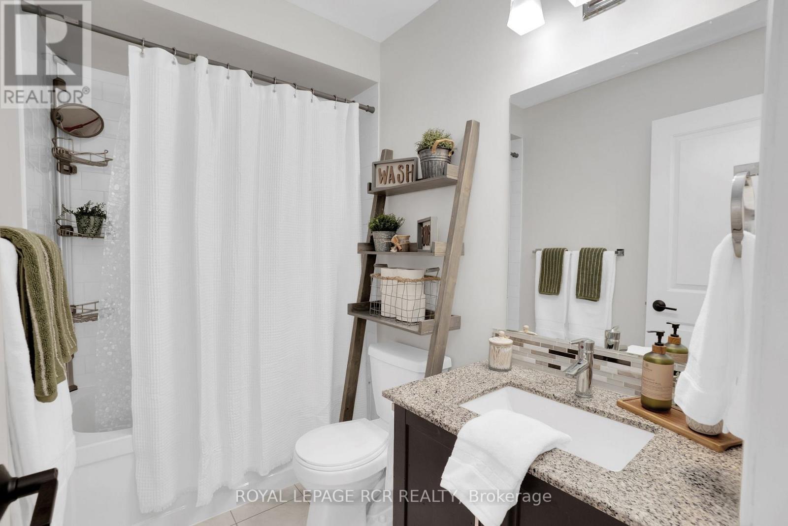 8 Mcelroy Court, Caledon, Ontario  L7C 3X2 - Photo 25 - W12713458