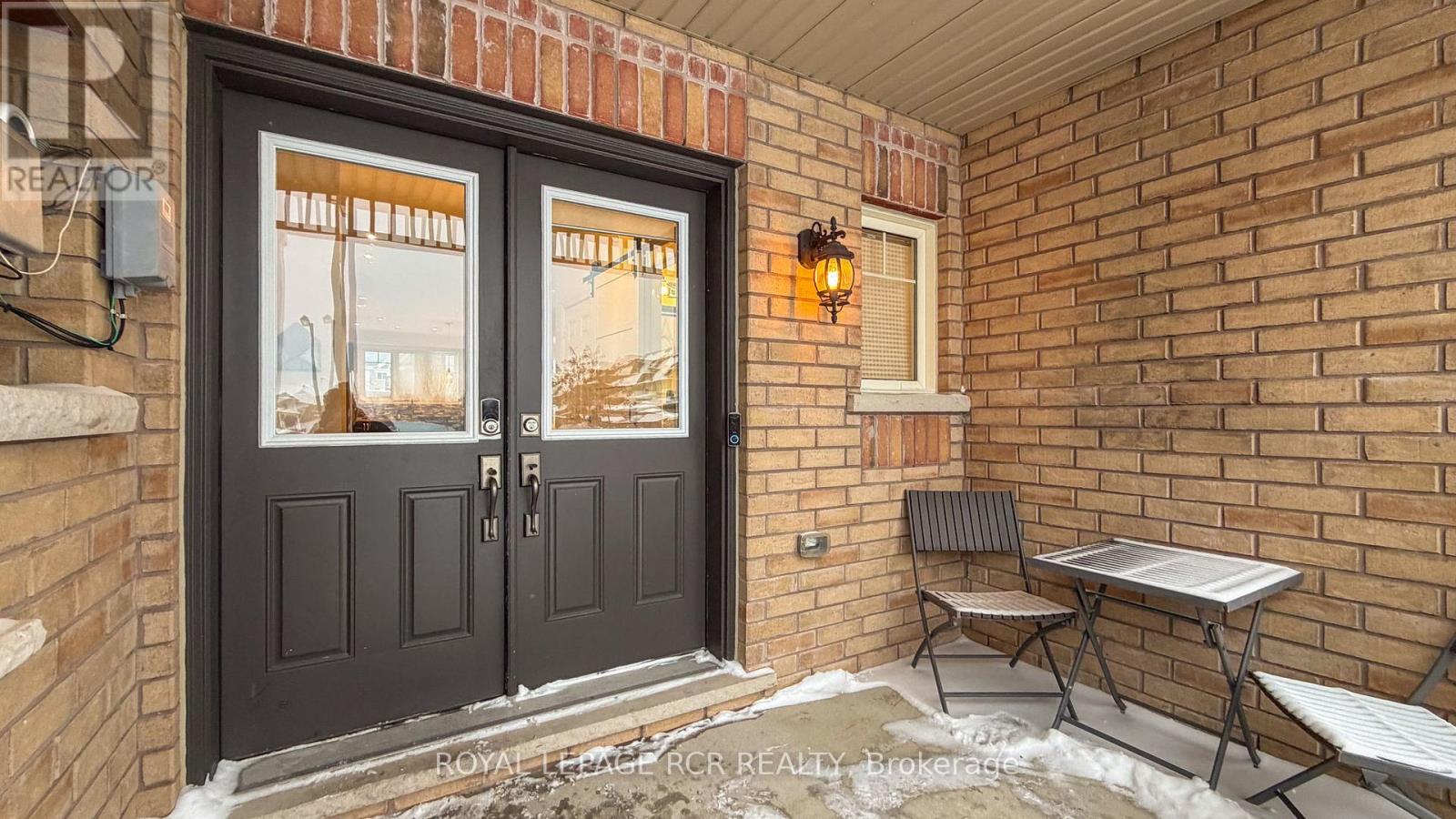 8 Mcelroy Court, Caledon, Ontario  L7C 3X2 - Photo 5 - W12713458