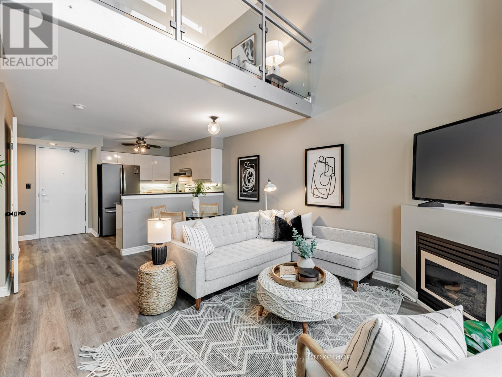 406 - 200 Manitoba Street, Toronto, Ontario  M8Y 4G7 - Photo 10 - W12713520