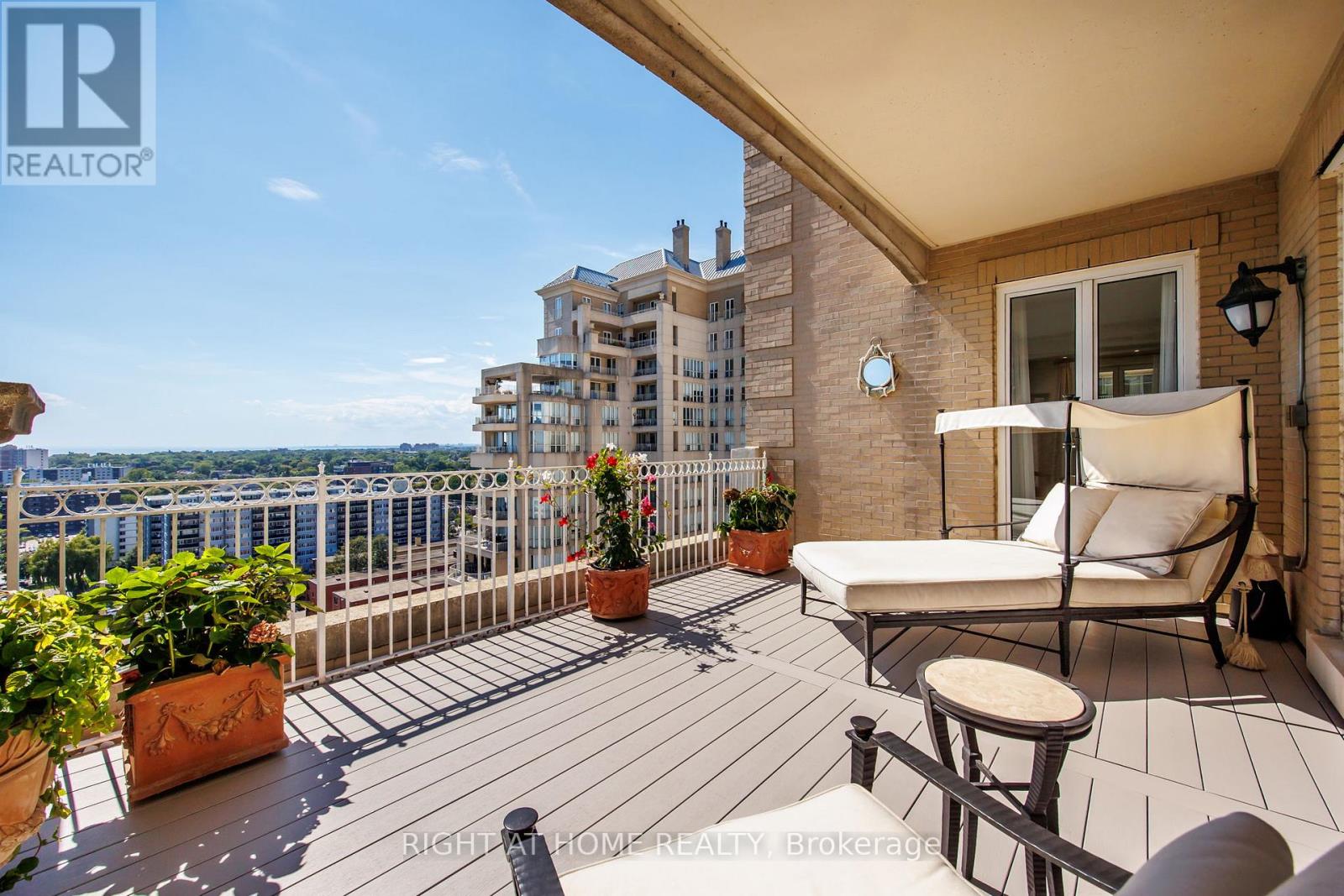 Ph1501 - 2287 Lake Shore Boulevard W, Toronto, Ontario  M8V 3Y1 - Photo 19 - W12713522