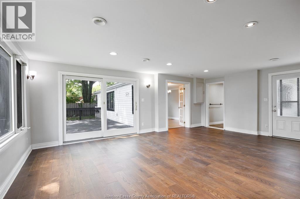 805 Roselawn, Windsor, Ontario  N9E 2B3 - Photo 22 - 26001521