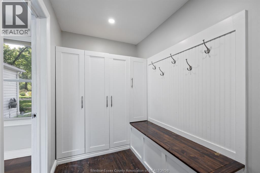 805 Roselawn, Windsor, Ontario  N9E 2B3 - Photo 24 - 26001521