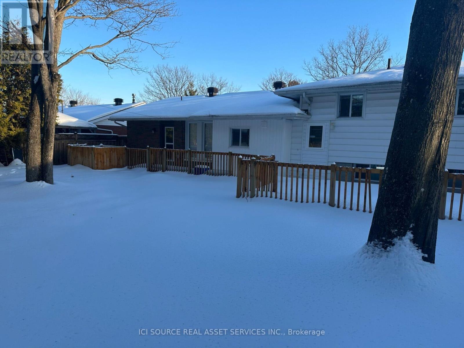 372 Camelot Drive, North Bay, Ontario  P1A 3K7 - Photo 4 - X12713298