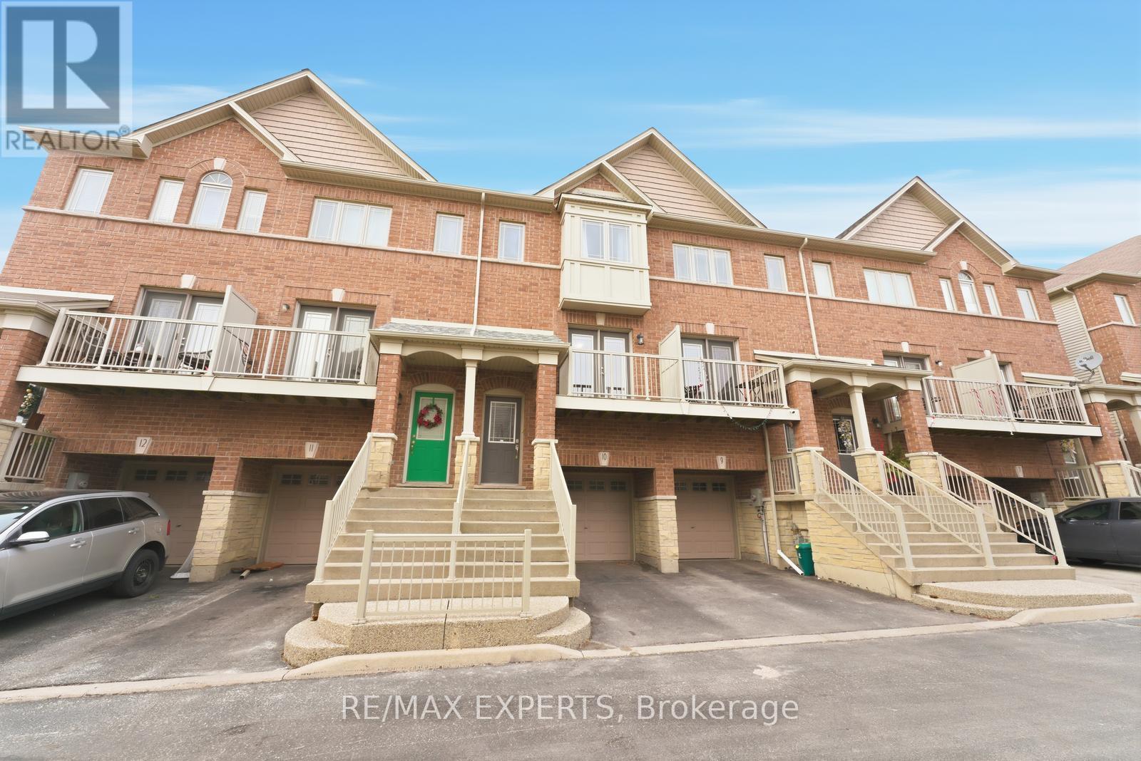 10 - 25 VIKING DRIVE, Hamilton, Ontario