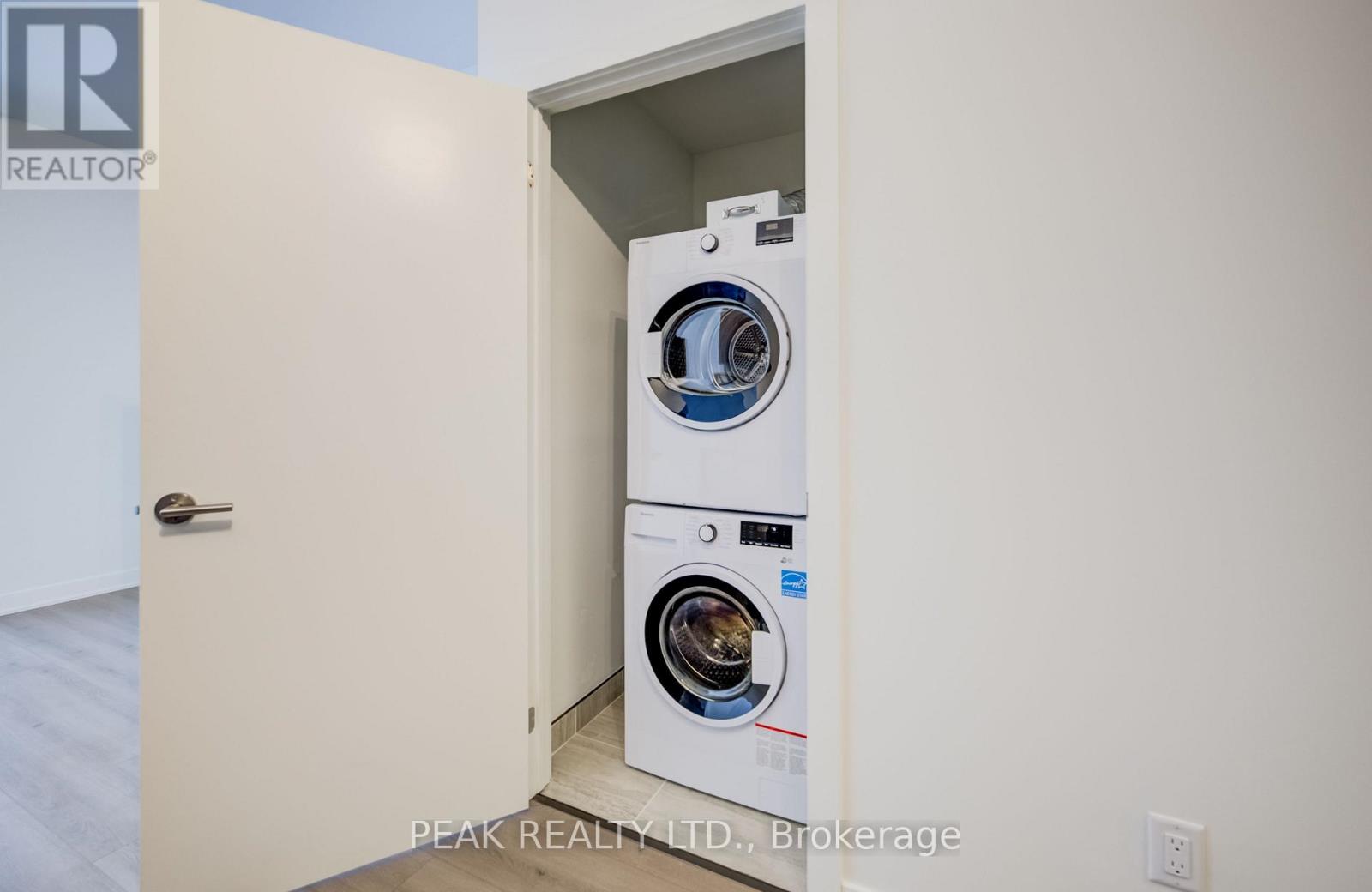 2005 - 25 Wellington Street W, Kitchener, Ontario  N2G 0G5 - Photo 14 - X12713508