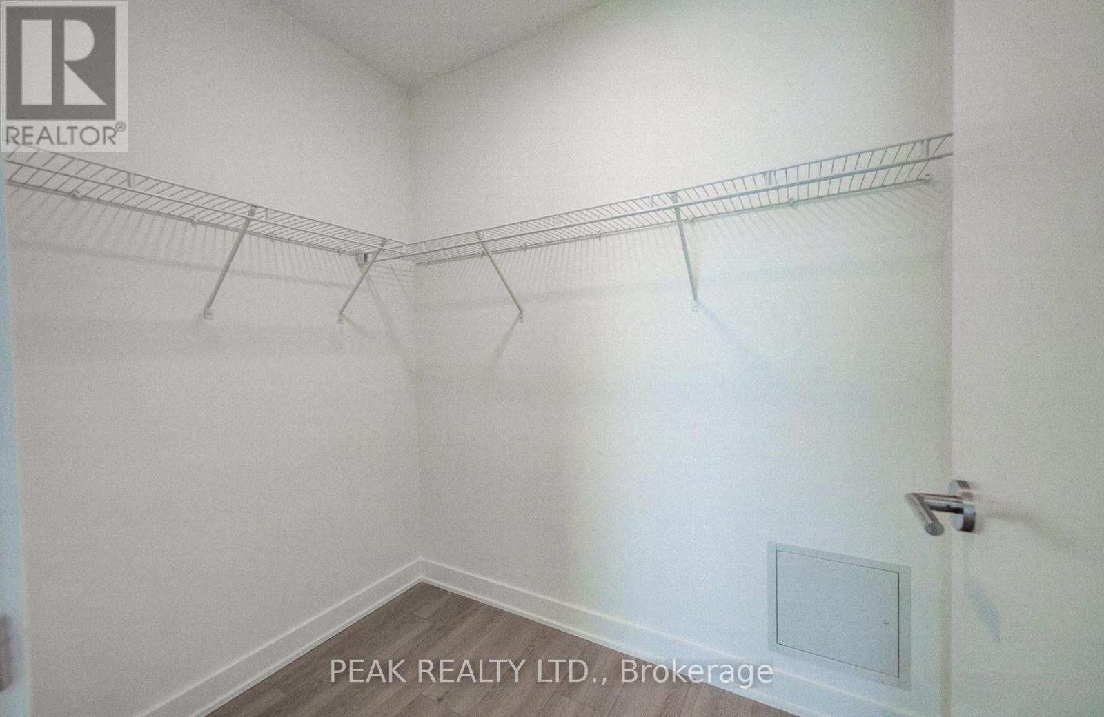 2005 - 25 Wellington Street W, Kitchener, Ontario  N2G 0G5 - Photo 18 - X12713508