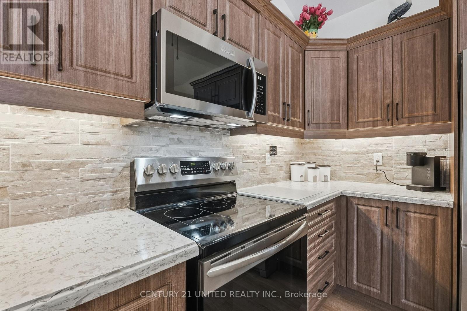 1804 - 300 Croft Street, Port Hope, Ontario  L1A 0E1 - Photo 8 - X12701720