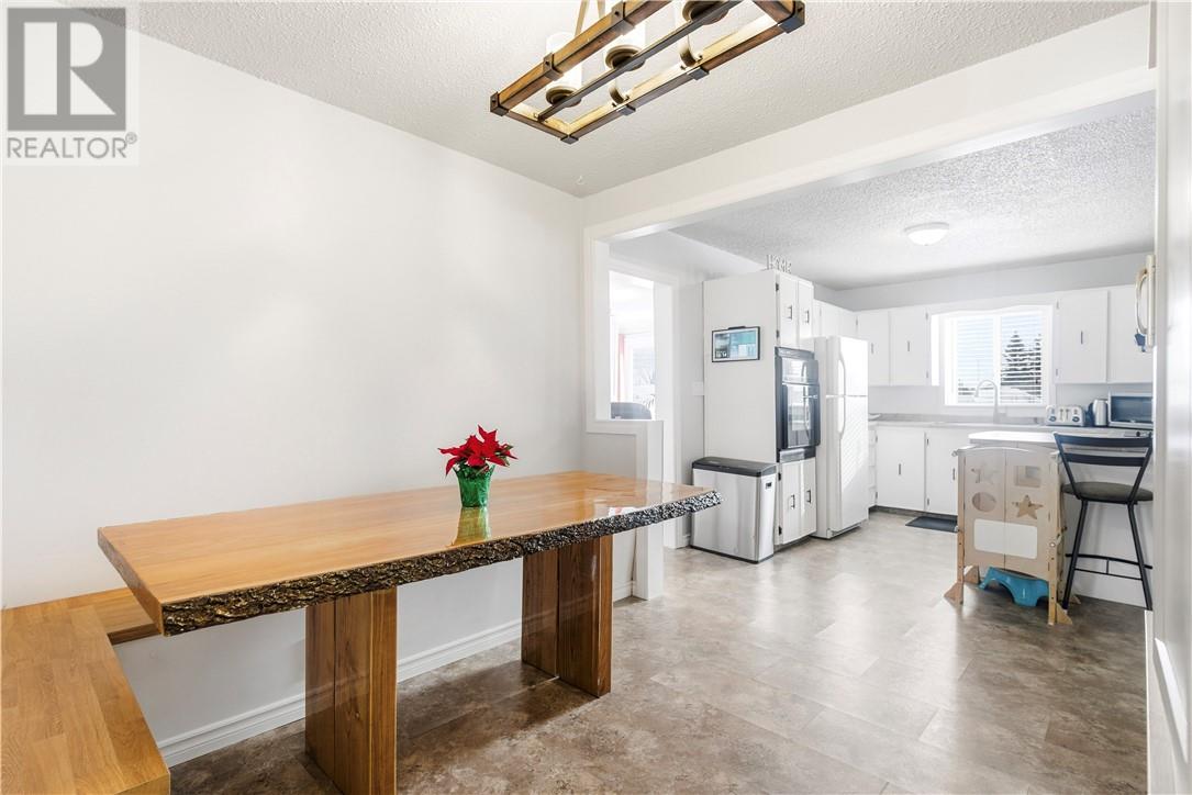 6122 Highway 69 North, Hanmer, Ontario  P3P 1K6 - Photo 12 - 2126129