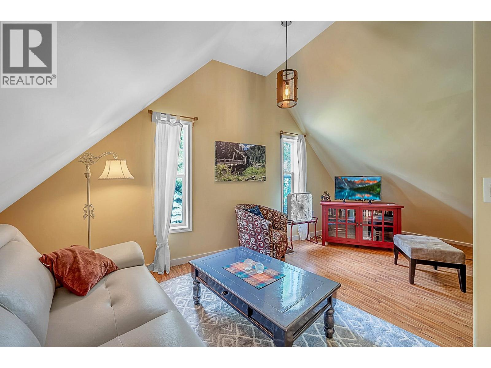 2657/2659 Otter Avenue, Coalmont-Tulameen, British Columbia  V0X 1W0 - Photo 23 - 10373343