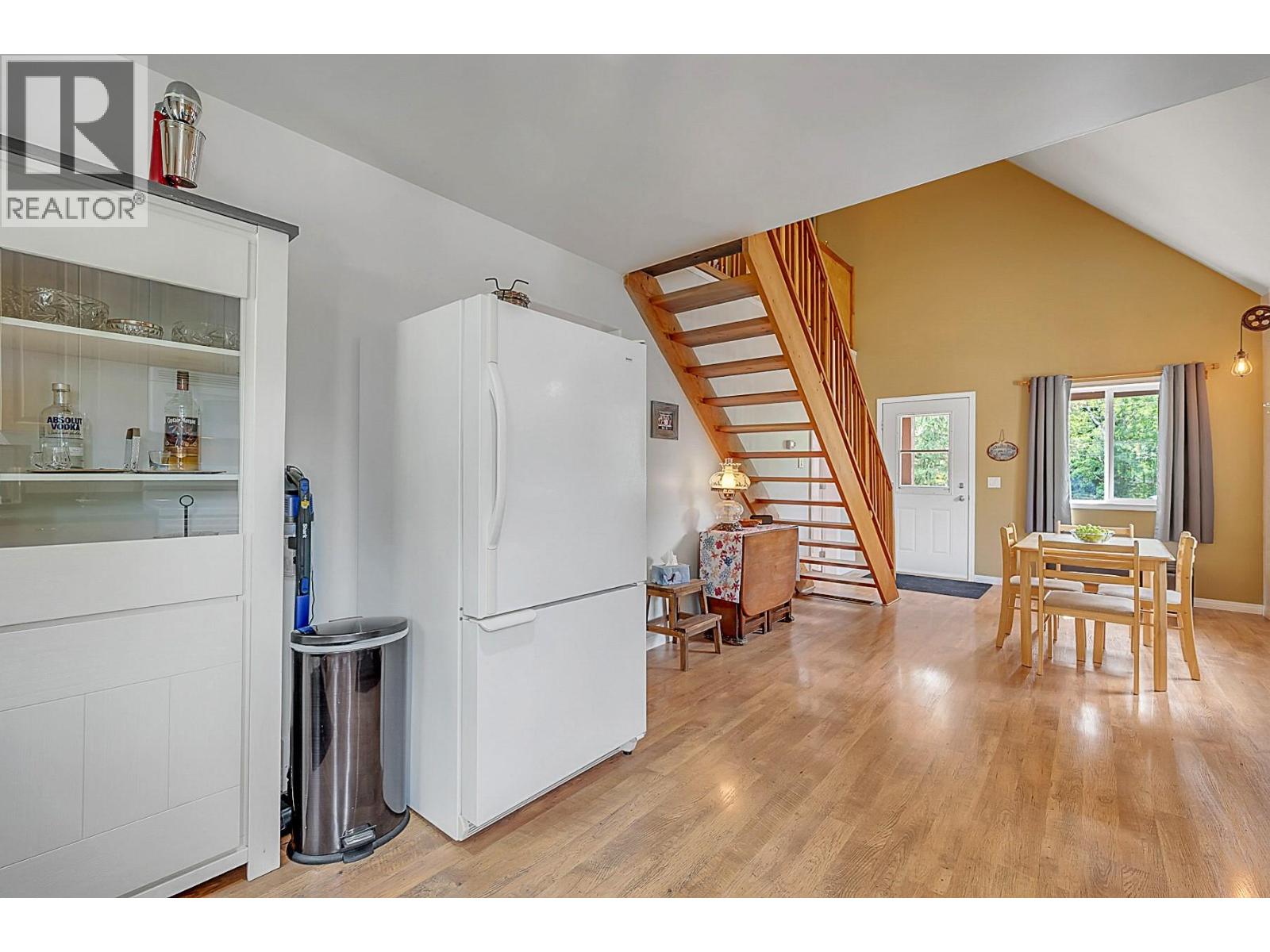 2657/2659 Otter Avenue, Coalmont-Tulameen, British Columbia  V0X 1W0 - Photo 27 - 10373343