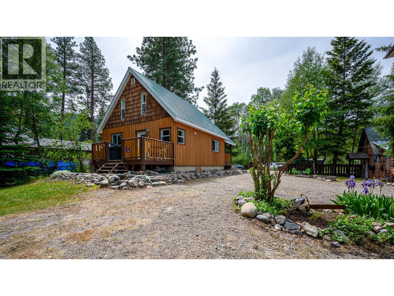 2657/2659 Otter Avenue, Coalmont-Tulameen, British Columbia  V0X 1W0 - Photo 28 - 10373343