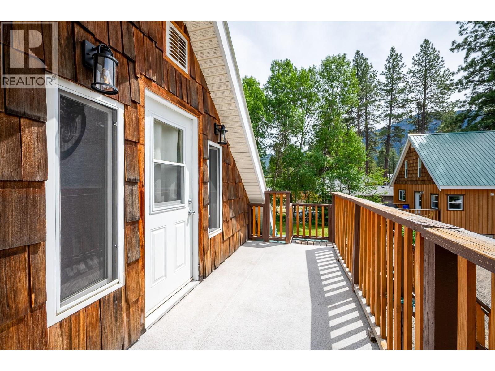 2657/2659 Otter Avenue, Coalmont-Tulameen, British Columbia  V0X 1W0 - Photo 44 - 10373343