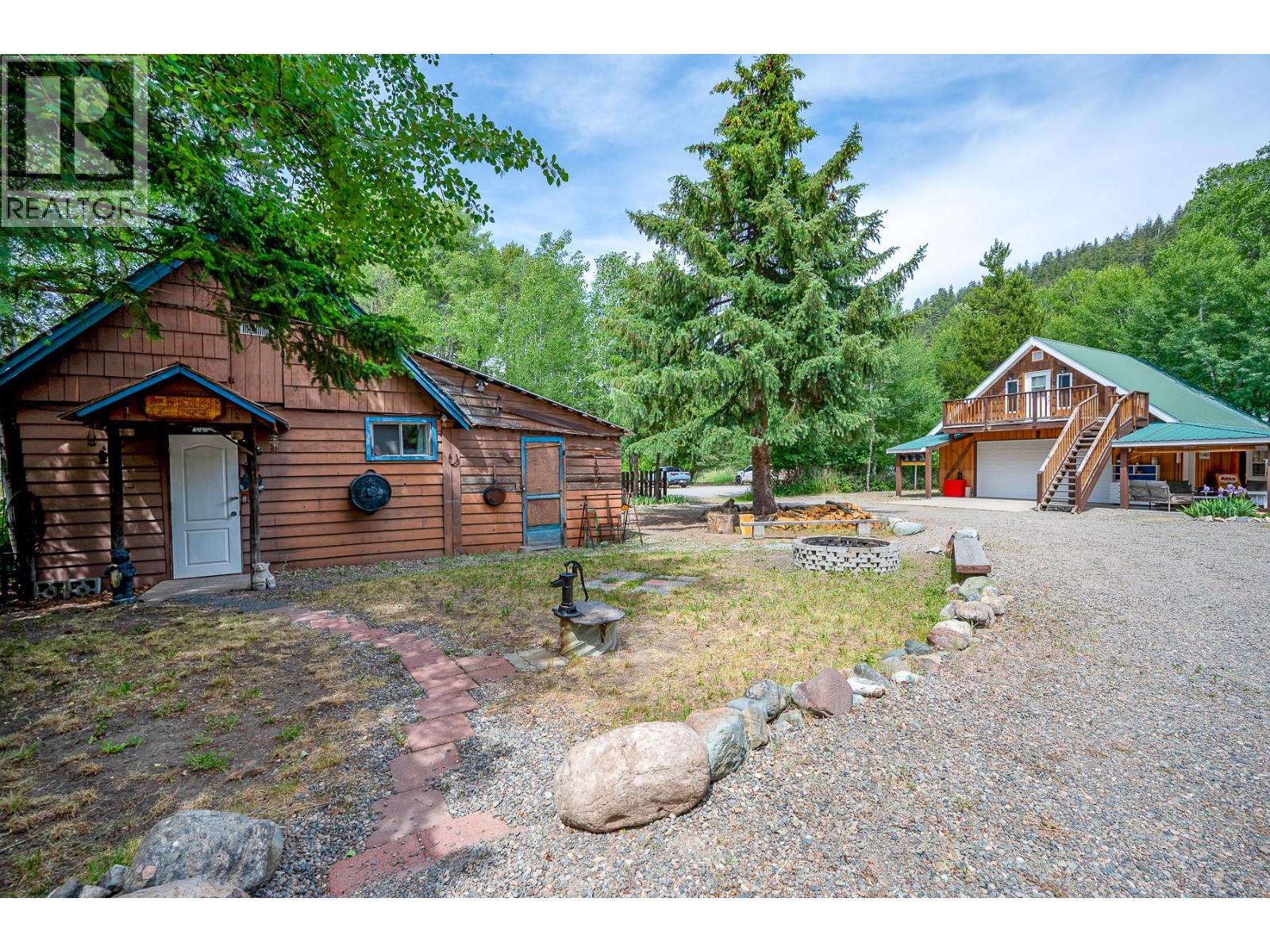 2657/2659 Otter Avenue, Coalmont-Tulameen, British Columbia  V0X 1W0 - Photo 64 - 10373343