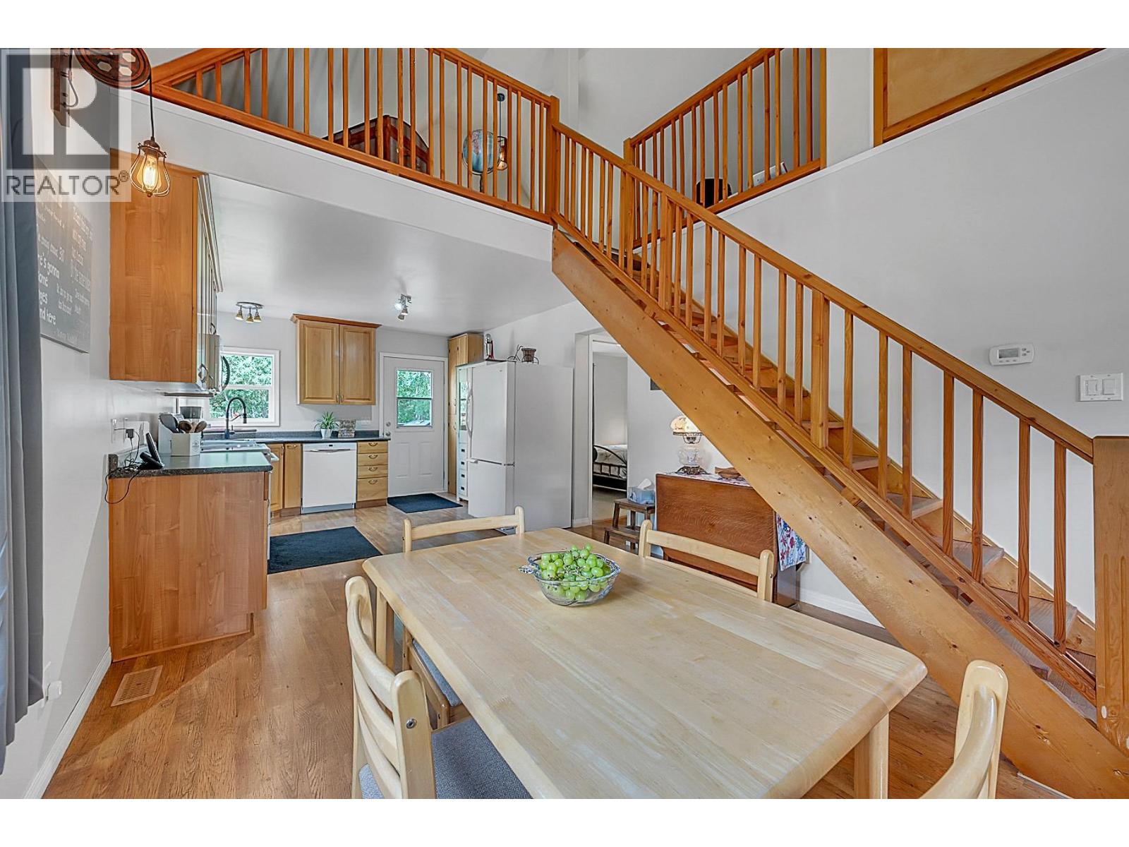 2657/2659 Otter Avenue, Coalmont-Tulameen, British Columbia  V0X 1W0 - Photo 7 - 10373343