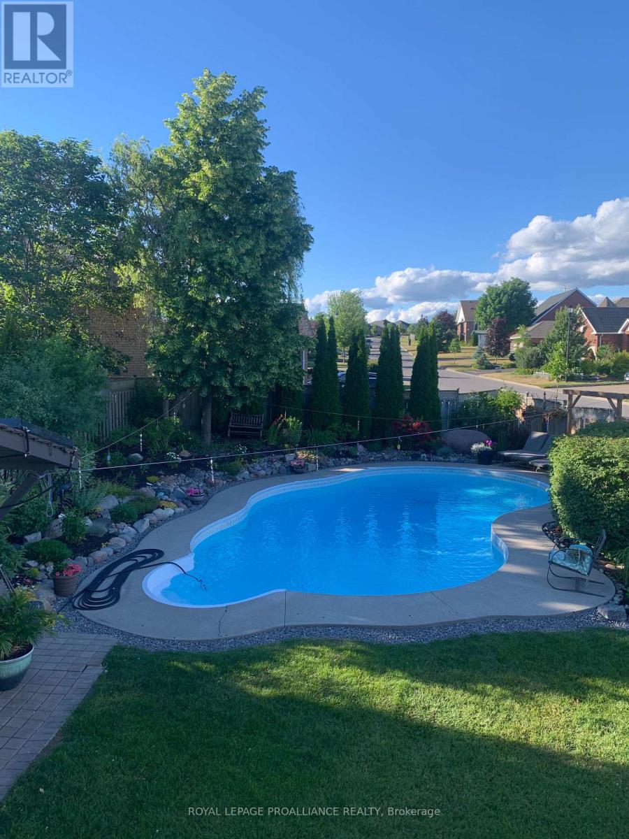 236 Parkview Hills Drive, Cobourg, Ontario  K9A 5S2 - Photo 35 - X12713578