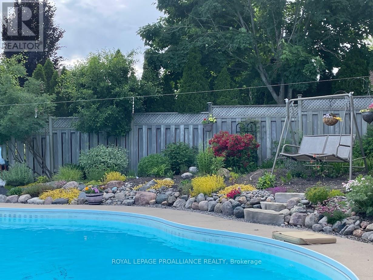 236 Parkview Hills Drive, Cobourg, Ontario  K9A 5S2 - Photo 40 - X12713578