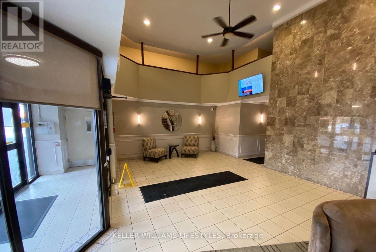 206 - 323 Colborne Street, London East, Ontario  N6B 3N8 - Photo 2 - X12713564