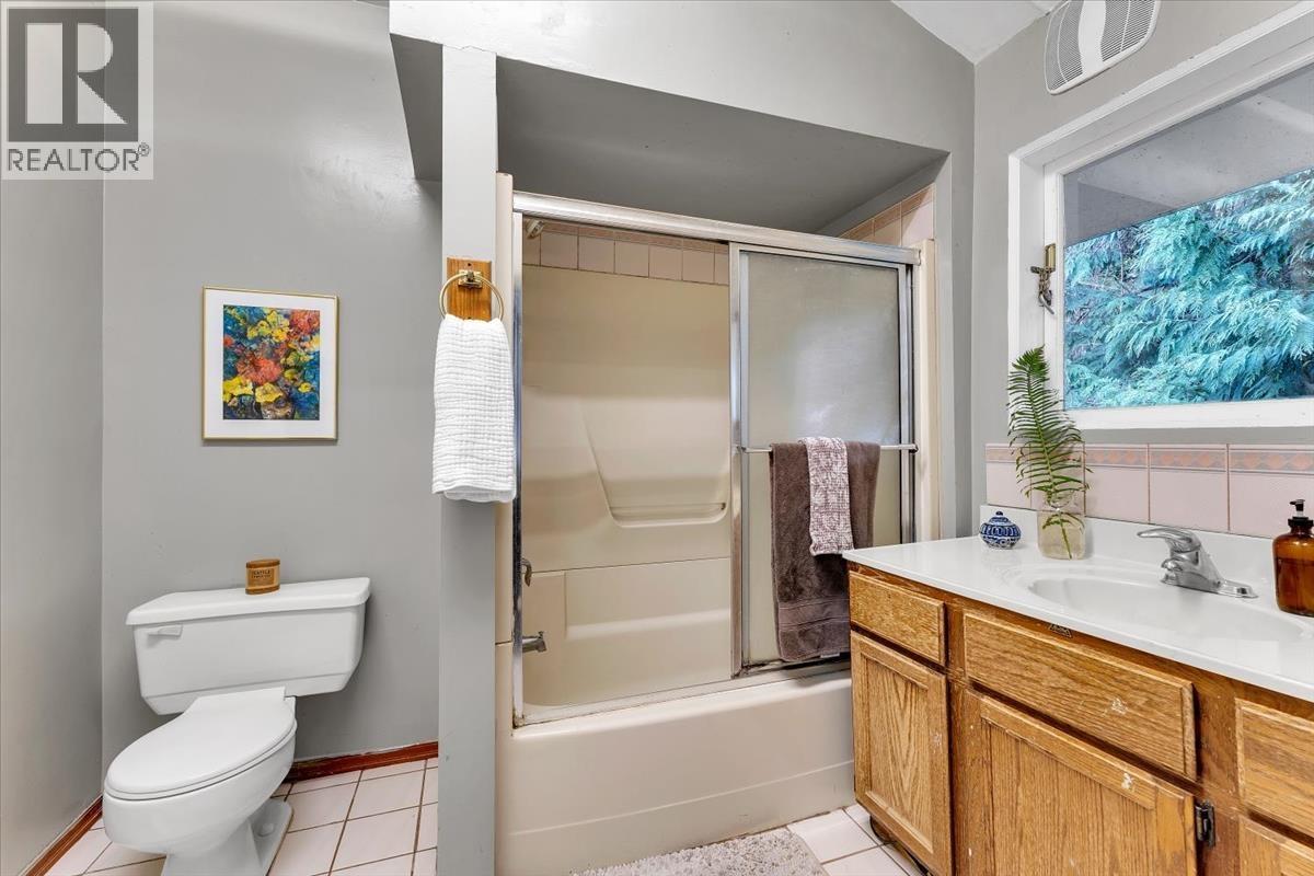 360 Keith Road, West Vancouver, British Columbia  V7T 1L7 - Photo 17 - R3081002