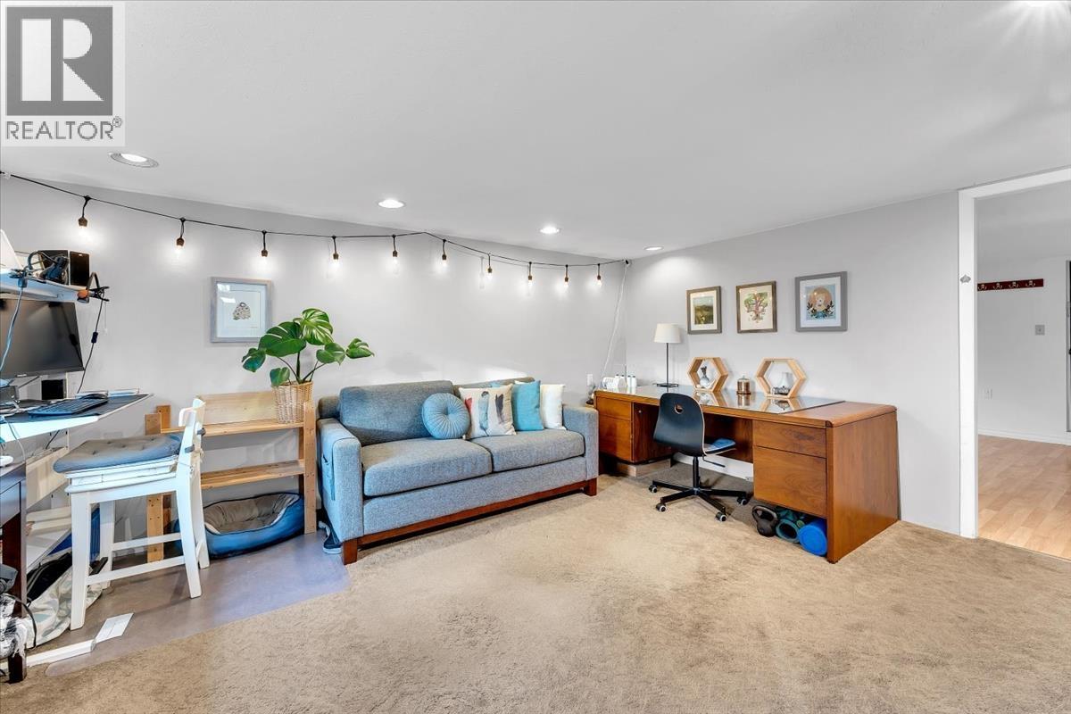 360 Keith Road, West Vancouver, British Columbia  V7T 1L7 - Photo 32 - R3081002