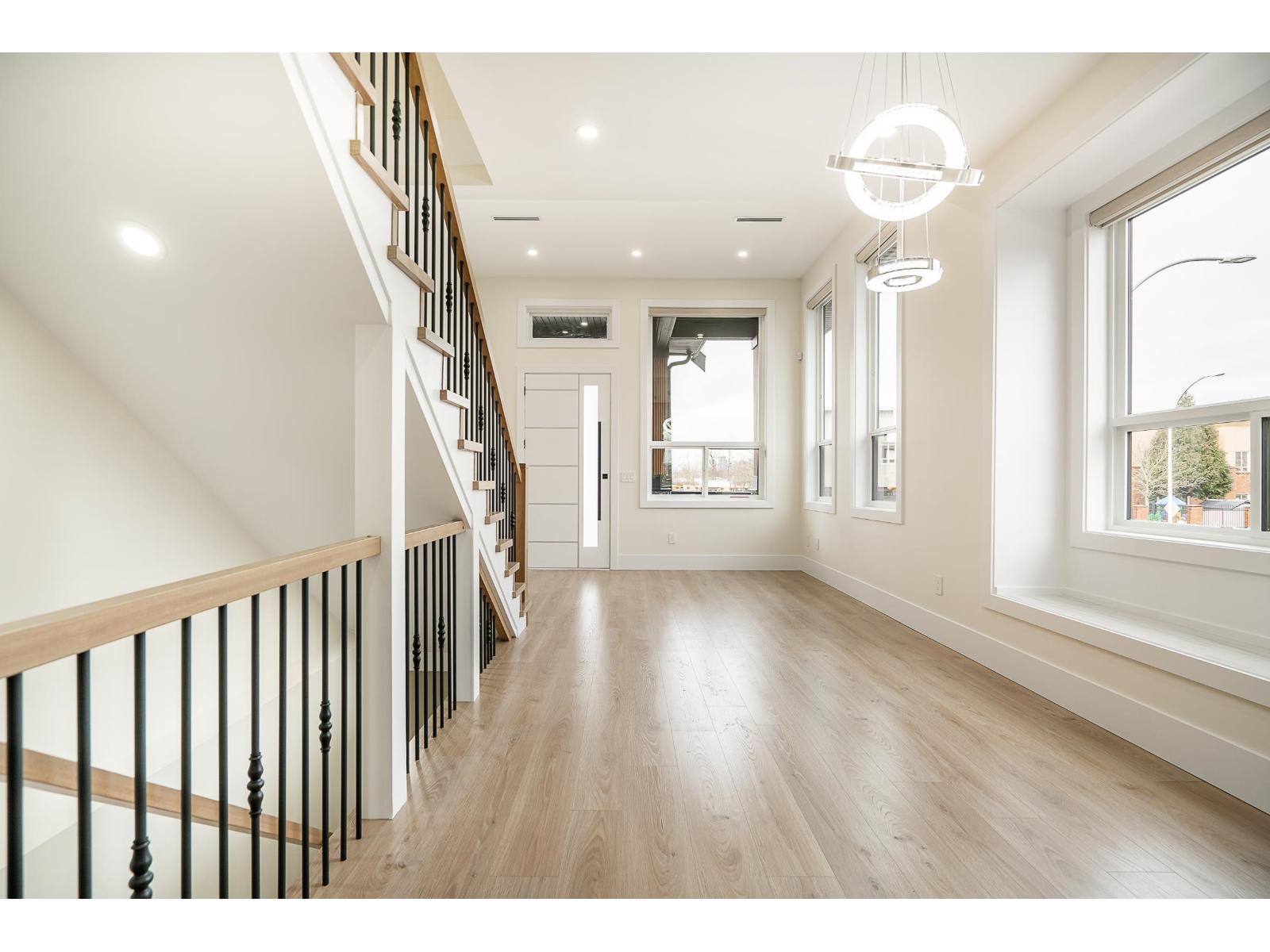 10648 124 Street, Surrey, British Columbia  V3V 0E2 - Photo 4 - R3080893