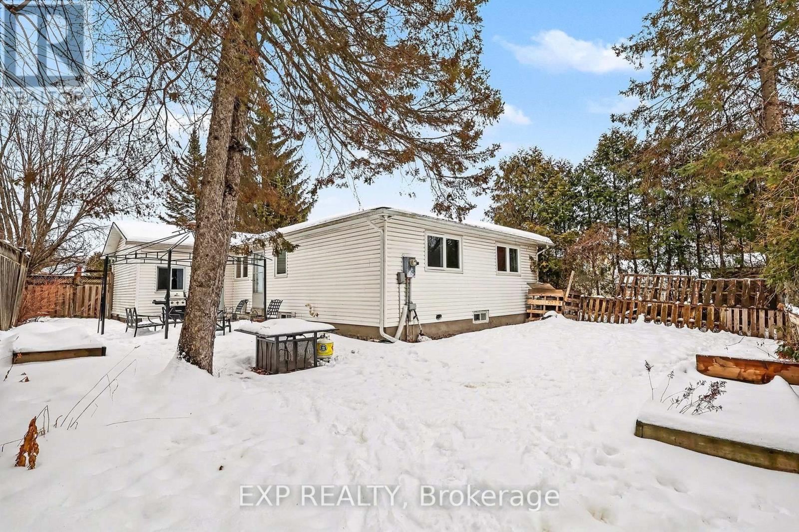 15 Wedgewood Crescent, Ottawa, Ontario  K1B 4B5 - Photo 19 - X12713548