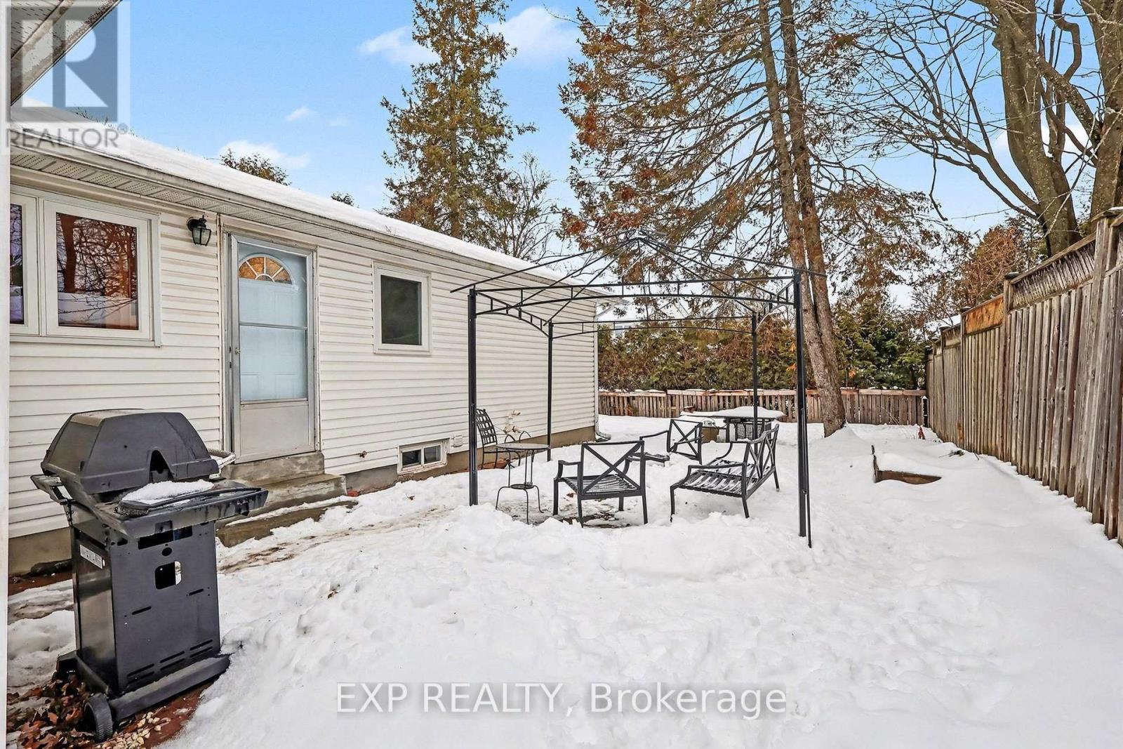 15 Wedgewood Crescent, Ottawa, Ontario  K1B 4B5 - Photo 20 - X12713548