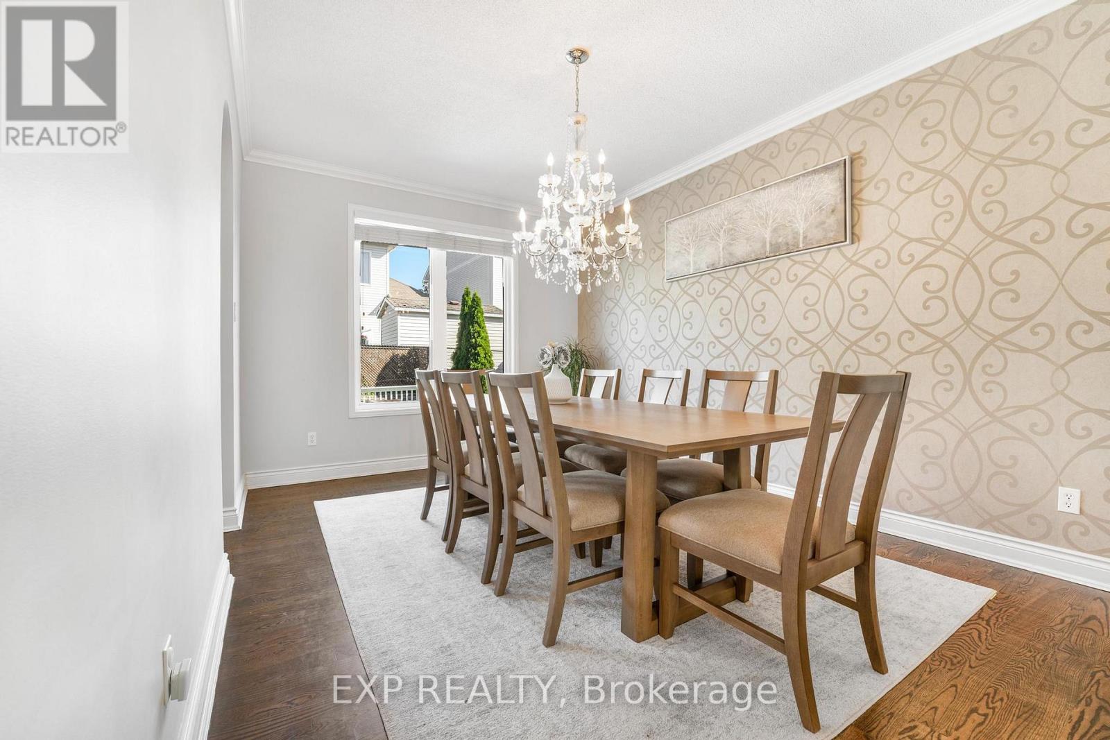 1157 Elmlea Drive, Ottawa, Ontario  K1J 6W1 - Photo 6 - X12713570