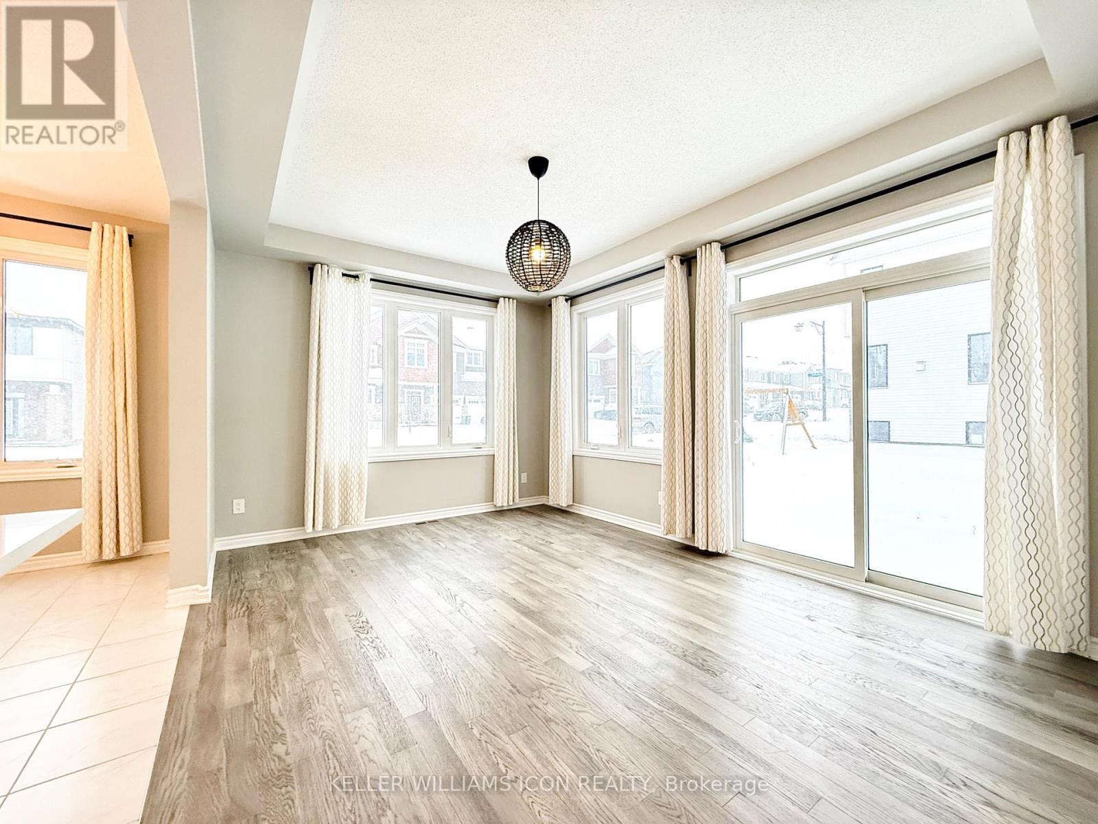 990 Fameflower Street, Ottawa, Ontario  K2J 7A1 - Photo 10 - X12713638