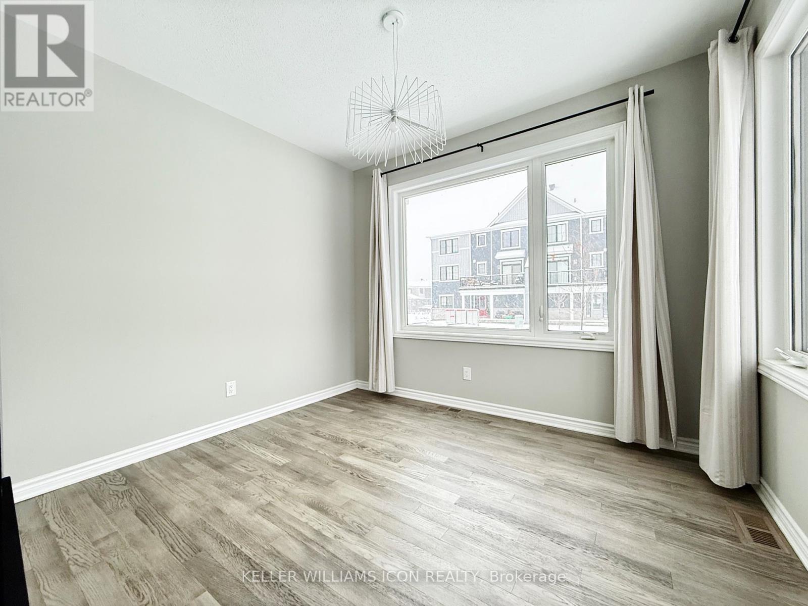 990 Fameflower Street, Ottawa, Ontario  K2J 7A1 - Photo 3 - X12713638