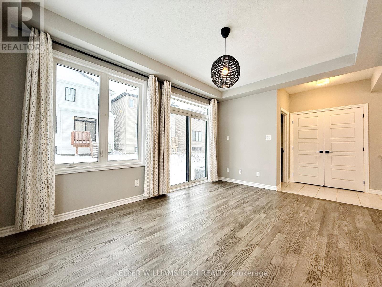 990 Fameflower Street, Ottawa, Ontario  K2J 7A1 - Photo 7 - X12713638